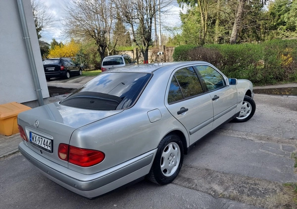 Mercedes-Benz Klasa E cena 5900 przebieg: 347000, rok produkcji 1997 z Pruszków małe 232